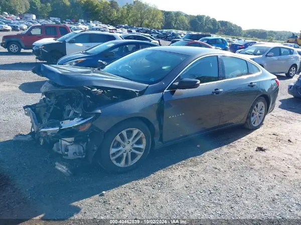 1G1ZD5ST8JF242266 2018 CHEVROLET MALIBU - Image 2