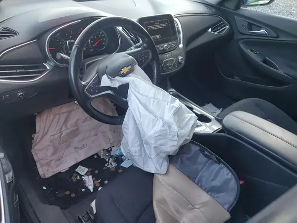 1G1ZD5ST8JF244955 2018 CHEVROLET MALIBU - Image 8