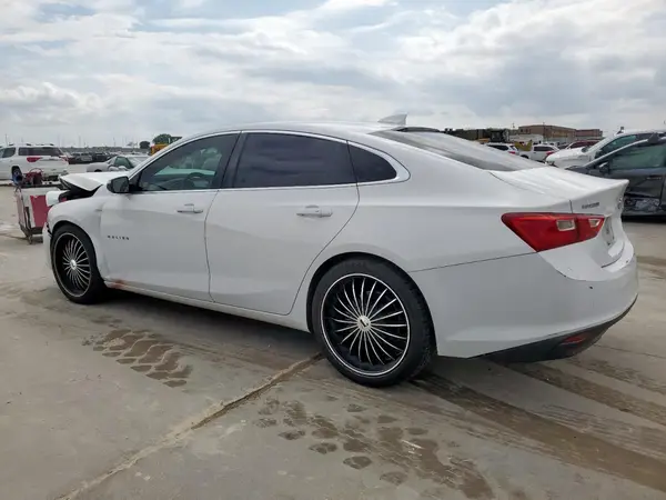 1G1ZD5ST8JF248052 2018 CHEVROLET MALIBU - Image 2