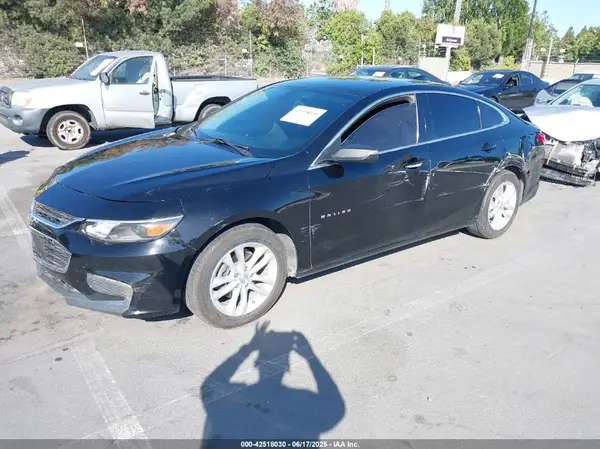 1G1ZD5ST8JF248987 2018 CHEVROLET MALIBU - Image 2
