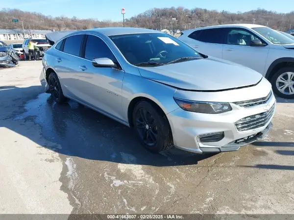 1G1ZD5ST8JF253915 2018 CHEVROLET MALIBU - Image 1
