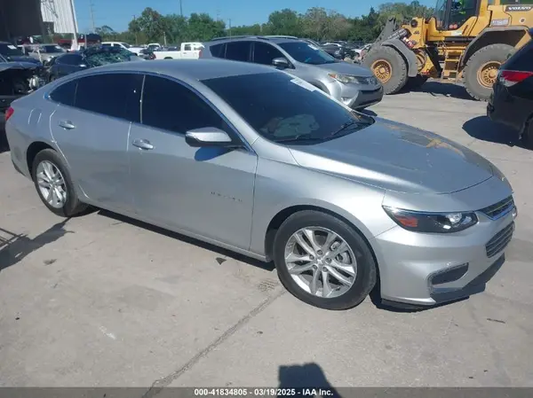 1G1ZD5ST8JF258385 2018 CHEVROLET MALIBU - Image 1
