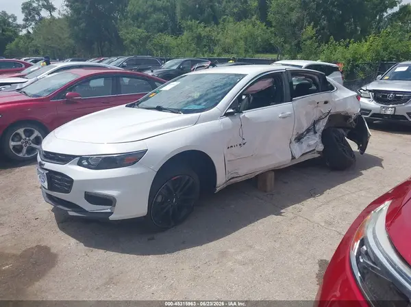 1G1ZD5ST8JF260833 2018 CHEVROLET MALIBU - Image 2