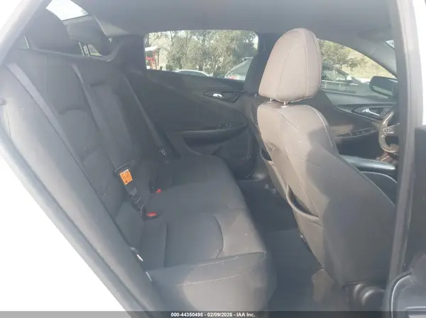 1G1ZD5ST8JF262551 2018 CHEVROLET MALIBU - Image 8