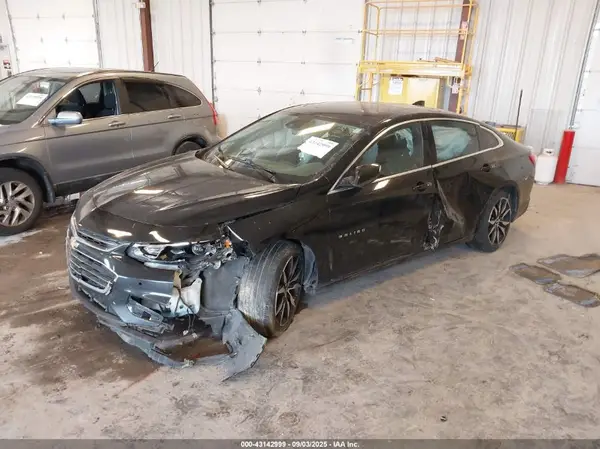 1G1ZD5ST8JF262629 2018 CHEVROLET MALIBU - Image 2