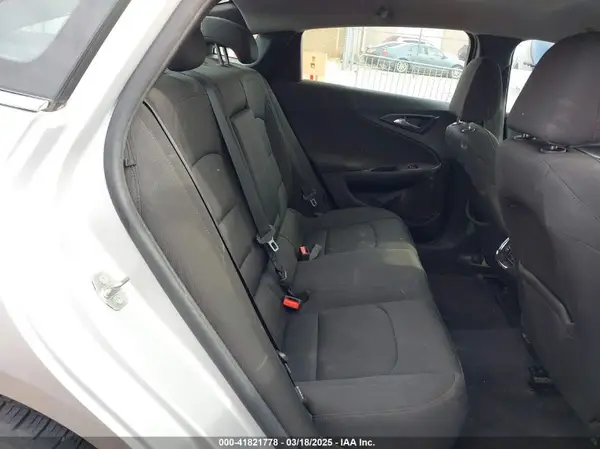 1G1ZD5ST8JF263988 2018 CHEVROLET MALIBU - Image 8