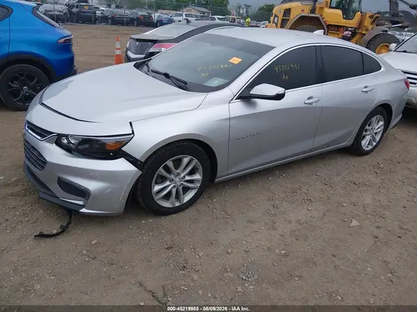 1G1ZD5ST8JF265014 2018 CHEVROLET MALIBU - Image 2
