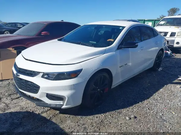 1G1ZD5ST8JF266082 2018 CHEVROLET MALIBU - Image 2