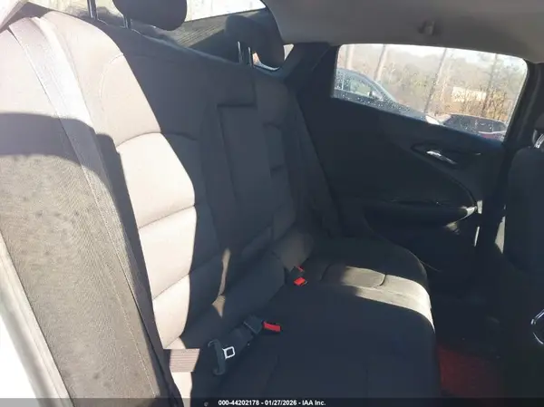 1G1ZD5ST8JF266082 2018 CHEVROLET MALIBU - Image 8