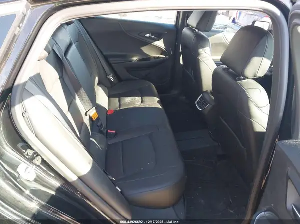 1G1ZD5ST8JF267541 2018 CHEVROLET MALIBU - Image 8