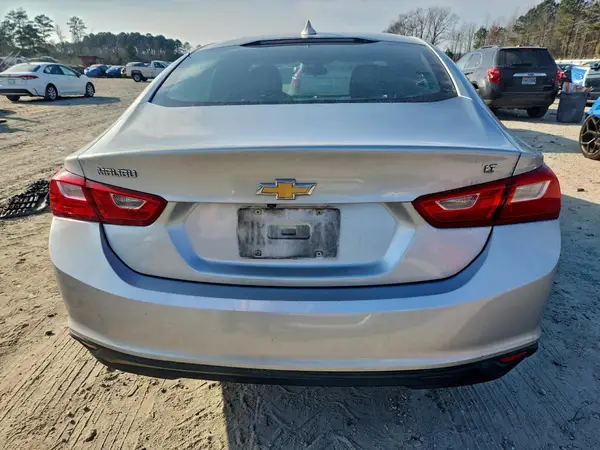 1G1ZD5ST8JF268172 2018 CHEVROLET MALIBU - Image 8