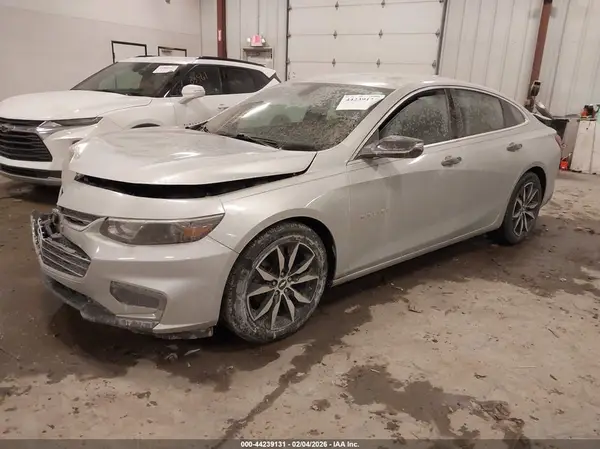 1G1ZD5ST8JF269239 2018 CHEVROLET MALIBU - Image 2
