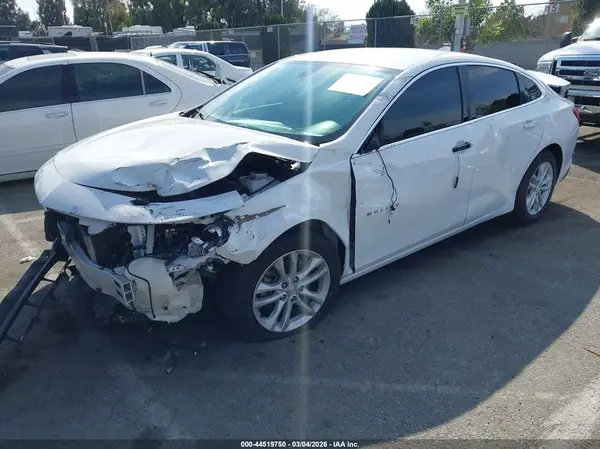 1G1ZD5ST8JF271041 2018 CHEVROLET MALIBU - Image 2