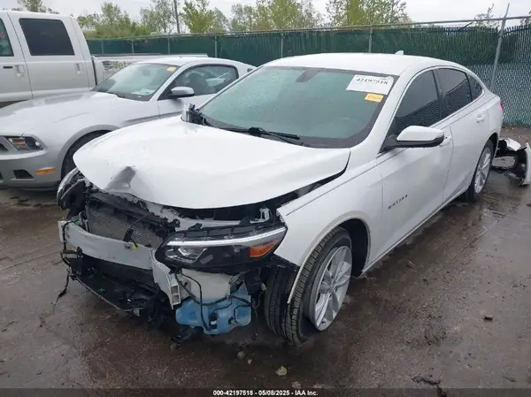1G1ZD5ST8JF272481 2018 CHEVROLET MALIBU - Image 2