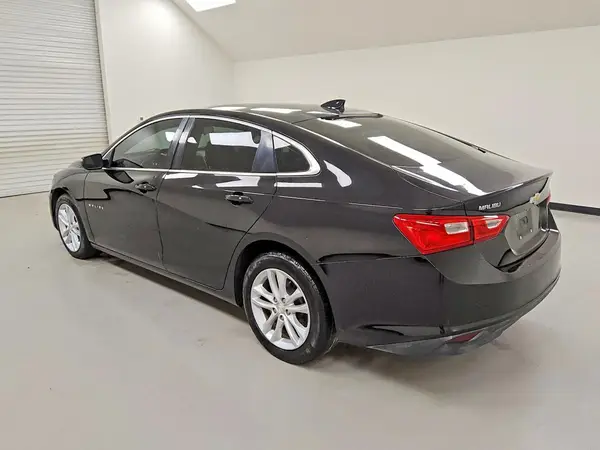 1G1ZD5ST8JF275090 2018 CHEVROLET MALIBU - Image 2