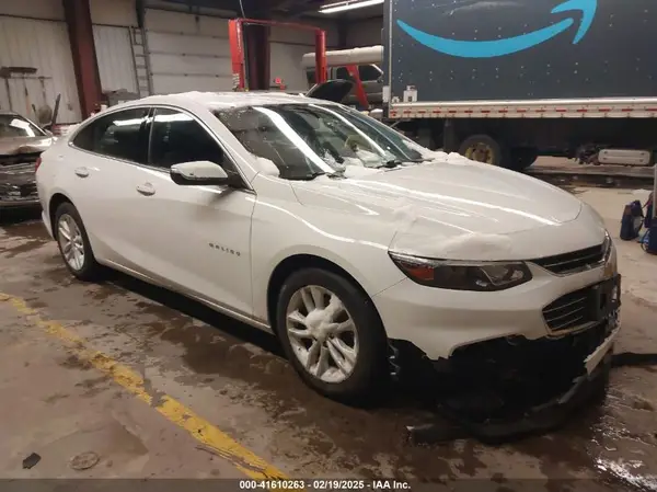 1G1ZD5ST8JF279432 2018 CHEVROLET MALIBU - Image 1