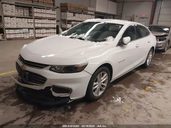 1G1ZD5ST8JF279432 2018 CHEVROLET MALIBU - Image 2