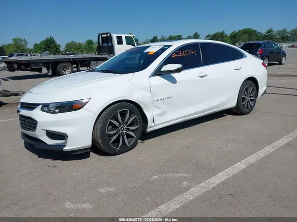 1G1ZD5ST8JF286638 2018 CHEVROLET MALIBU - Image 2
