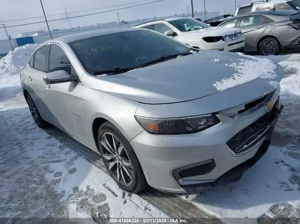 1G1ZD5ST8JF289040 2018 CHEVROLET MALIBU - Image 1