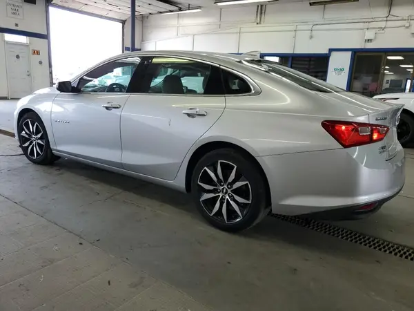 1G1ZD5ST8JF293461 2018 CHEVROLET MALIBU - Image 2