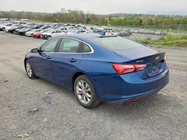1G1ZD5ST8KF104261 2019 CHEVROLET MALIBU - Image 2