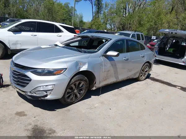 1G1ZD5ST8KF105779 2019 CHEVROLET MALIBU - Image 2