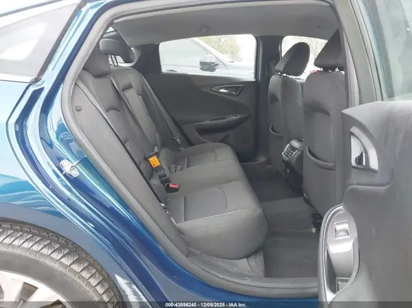 1G1ZD5ST8KF106334 2019 CHEVROLET MALIBU - Image 8