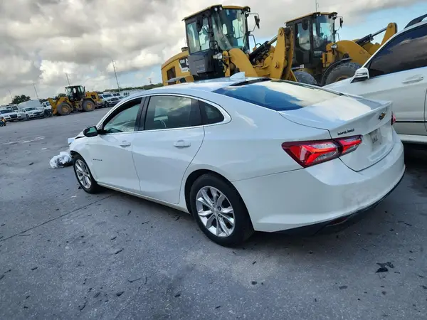 1G1ZD5ST8KF106883 2019 CHEVROLET MALIBU - Image 2