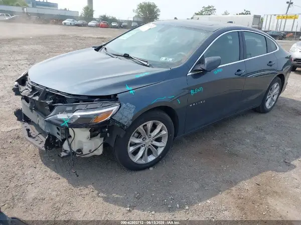 1G1ZD5ST8KF107516 2019 CHEVROLET MALIBU - Image 2
