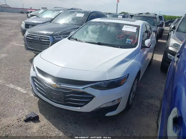 1G1ZD5ST8KF108455 2019 CHEVROLET MALIBU - Image 2
