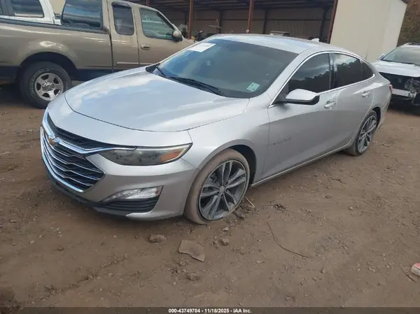 1G1ZD5ST8KF110447 2019 CHEVROLET MALIBU - Image 2