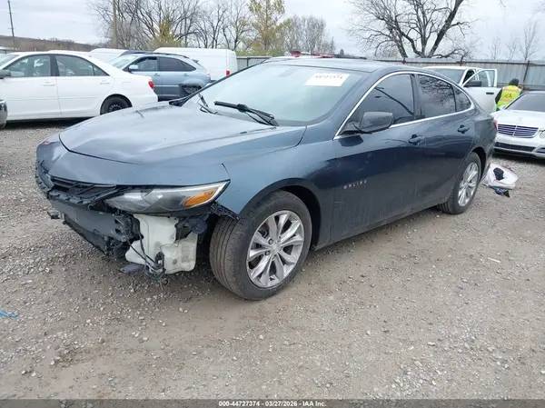 1G1ZD5ST8KF112134 2019 CHEVROLET MALIBU - Image 2