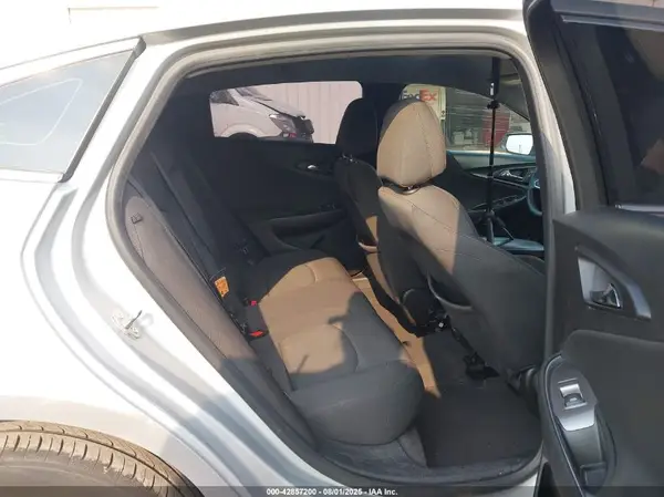 1G1ZD5ST8KF112232 2019 CHEVROLET MALIBU - Image 8