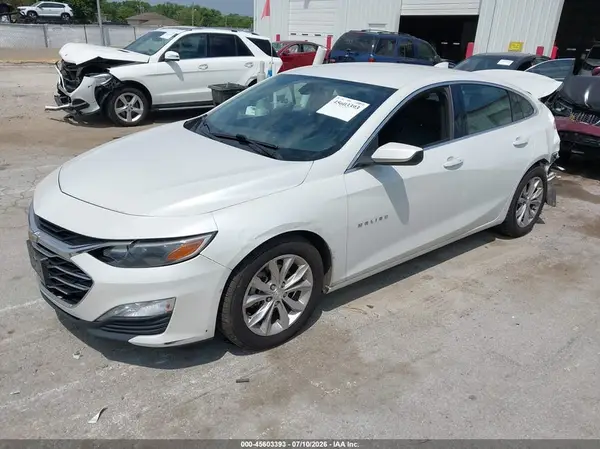 1G1ZD5ST8KF115843 2019 CHEVROLET MALIBU - Image 2