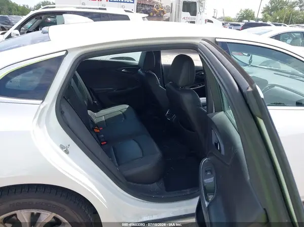 1G1ZD5ST8KF115843 2019 CHEVROLET MALIBU - Image 8