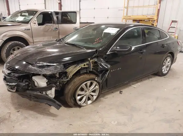 1G1ZD5ST8KF116104 2019 CHEVROLET MALIBU - Image 2