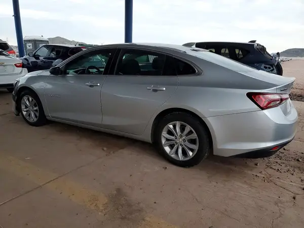 1G1ZD5ST8KF134943 2019 CHEVROLET MALIBU - Image 2