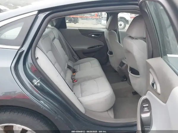 1G1ZD5ST8KF140130 2019 CHEVROLET MALIBU - Image 8