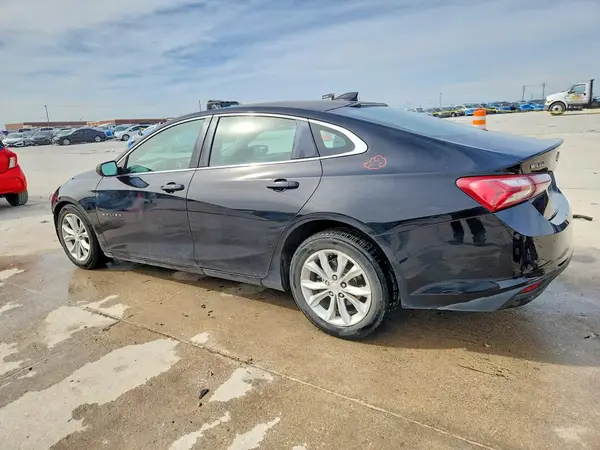 1G1ZD5ST8KF143710 2019 CHEVROLET MALIBU - Image 2