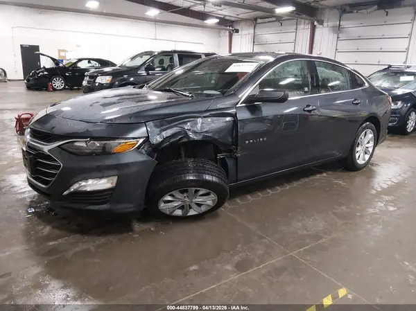 1G1ZD5ST8KF145408 2019 CHEVROLET MALIBU - Image 2
