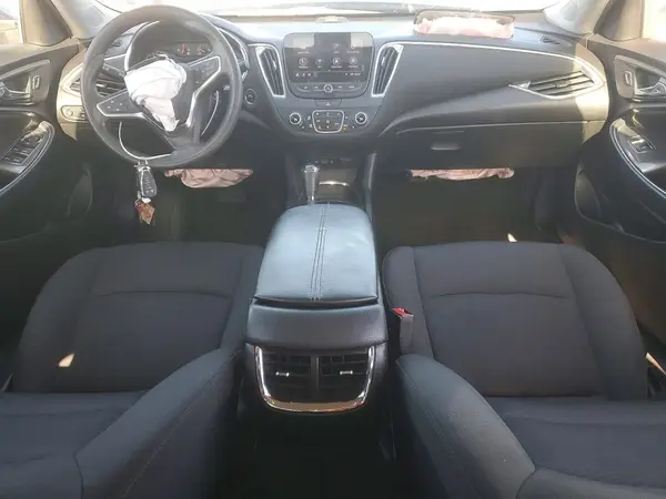 1G1ZD5ST8KF157588 2019 CHEVROLET MALIBU - Image 8
