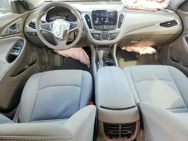 1G1ZD5ST8KF160040 2019 CHEVROLET MALIBU - Image 8