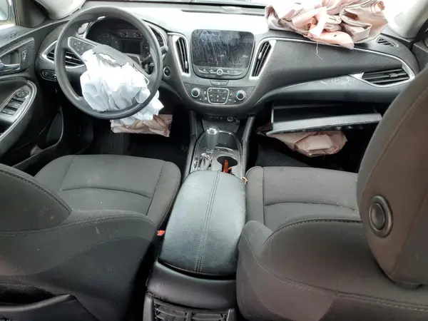 1G1ZD5ST8KF162175 2019 CHEVROLET MALIBU - Image 8