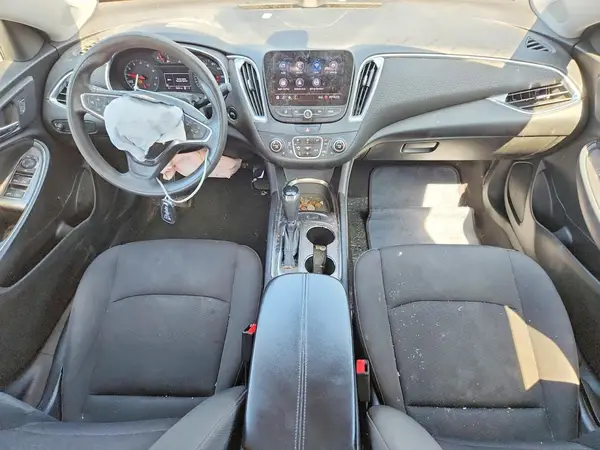 1G1ZD5ST8KF163648 2019 CHEVROLET MALIBU - Image 8