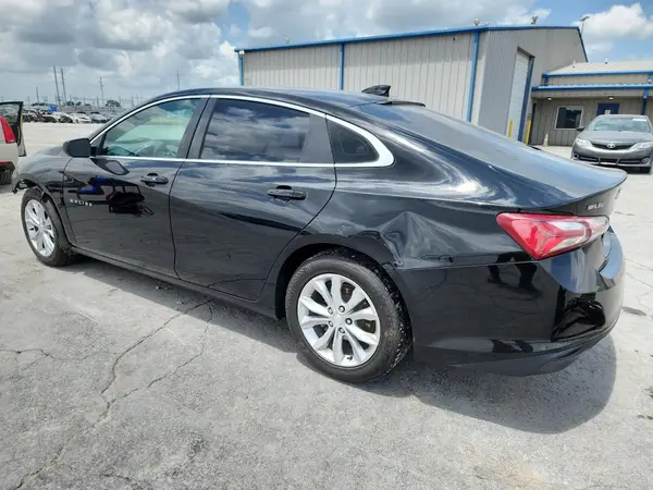 1G1ZD5ST8KF163701 2019 CHEVROLET MALIBU - Image 2