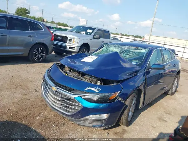 1G1ZD5ST8KF165898 2019 CHEVROLET MALIBU - Image 2
