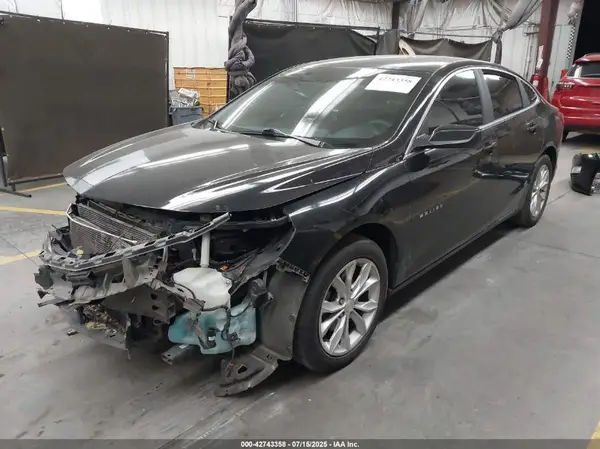 1G1ZD5ST8KF167229 2019 CHEVROLET MALIBU - Image 2