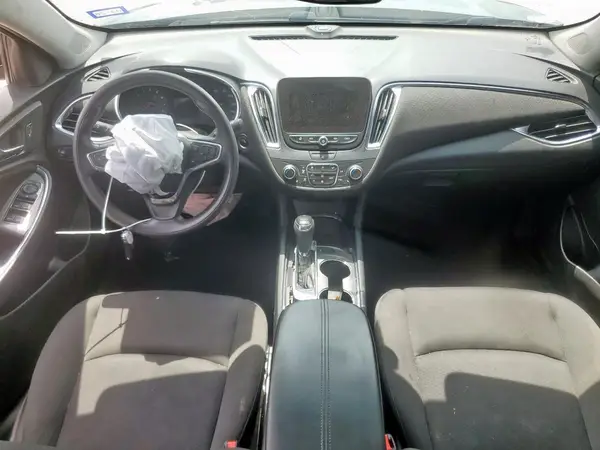 1G1ZD5ST8KF169742 2019 CHEVROLET MALIBU - Image 8