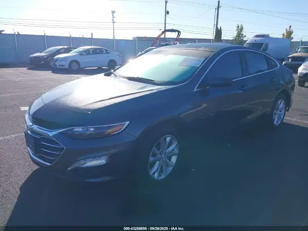 1G1ZD5ST8KF177548 2019 CHEVROLET MALIBU - Image 2