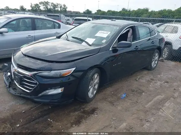 1G1ZD5ST8KF195810 2019 CHEVROLET MALIBU - Image 2